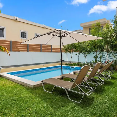 Park And Sea View With Pool 2