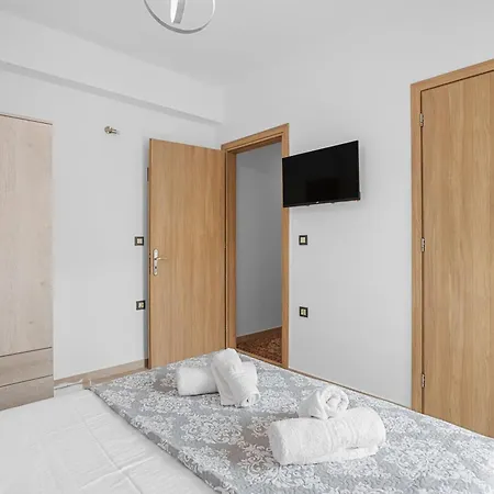 Park And Sea View With Pool 2 Вилла
